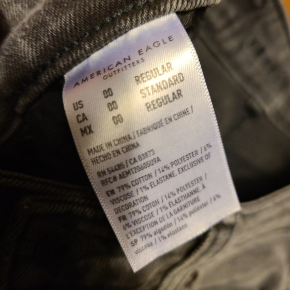 AE mom jeans size 00 - Picture 5 of 5